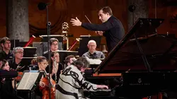 Sur Mezzo Live HD à 21h00 : Vasily Petrenko, Elisabeth Leonskaja: Beethoven, Bruckner - Festival de Granada