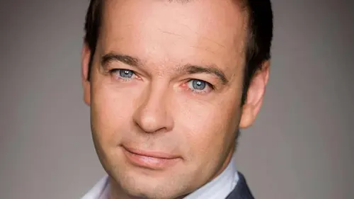 Verslaafd! S06E03 Rebecca - terugblik