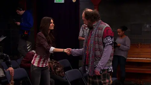 Victorious S04E05 Téléphones interdits en streaming