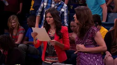 Victorious S04E12 L'hymne national