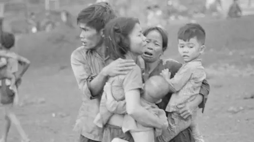 Vietnam S01E01 Indochine, la fin