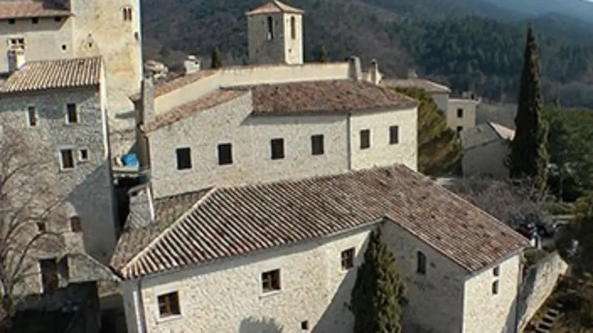Villages de France E31 Le Poët-Laval