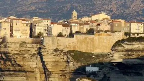 Casting Villages de France E35 Bonifacio (Corse)