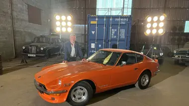 Vintage Mecanic Datsun 240z