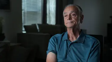 Derrière toi / Un homme à terre