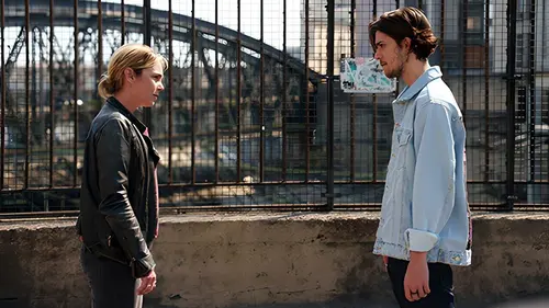 Vise le coeur S02E06 La chasse