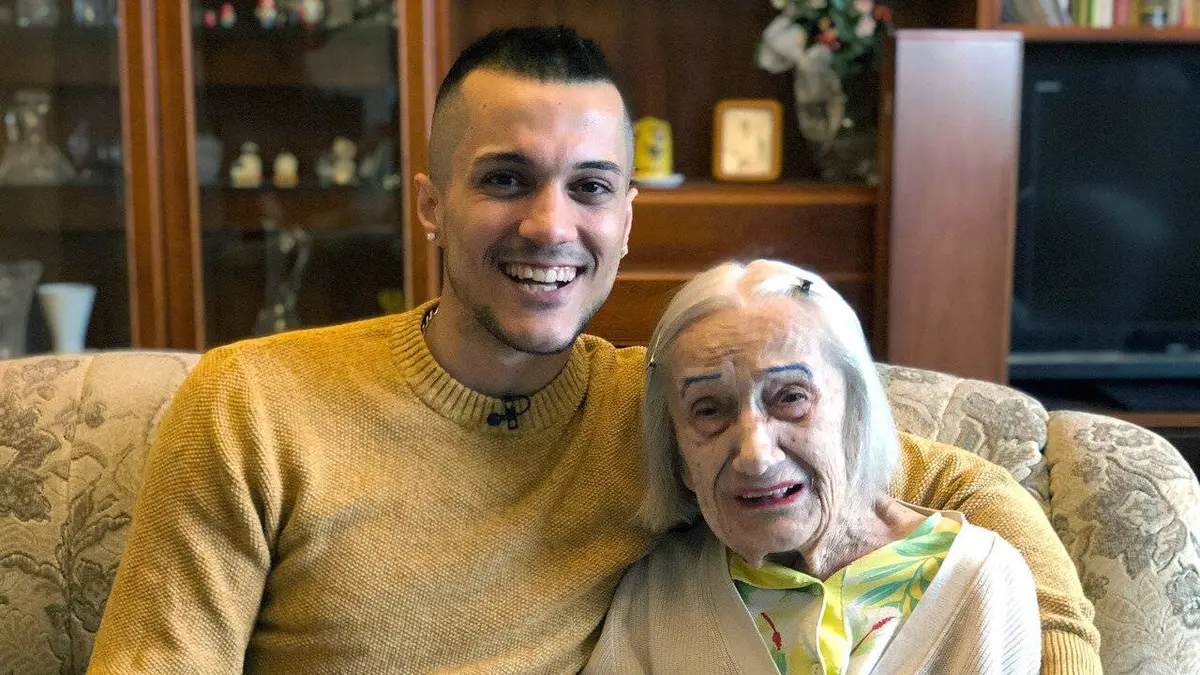 Vivre en colocation avec une centenaire