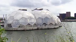 Vivre sur l'eau, la réponse au réchauffement climatique ?