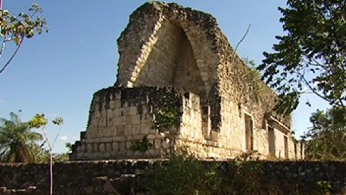 Voyage aux Amériques S02E06 Mexique : célébrations mayas et chrétiennes au Yucatán