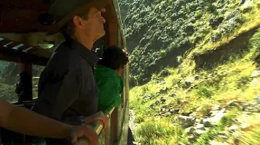 Pérou, un train dans les nuages