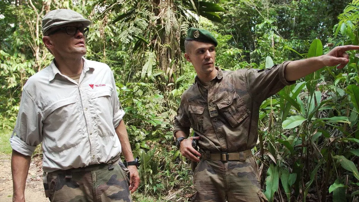 Voyage chez les hommes sans nom