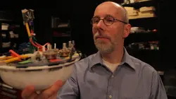 Voyage dans l'espace-temps avec Morgan Freeman S04E09 Dieu a-t-il créé l'évolution ?