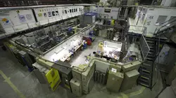 Voyage dans l'espace-temps avec Morgan Freeman S05E05 Allons-nous devenir Dieu ?