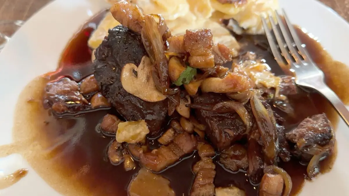 Voyage en cuisine Bourgogne : le boeuf bourguignon