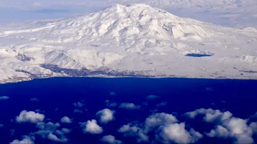 Voyage en eaux calmes Le lac de Van en Turquie