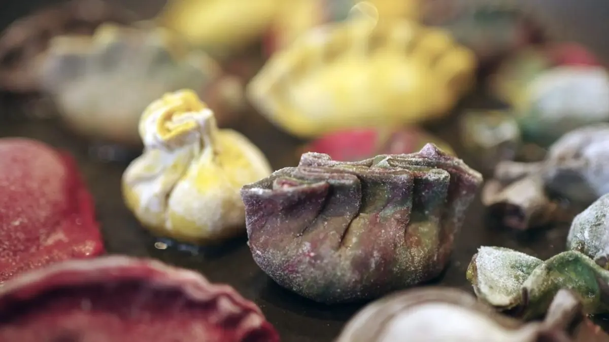 Voyage gourmand S01E10 Les raviolis