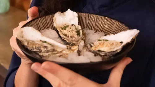Voyage gourmand S02E02 Les huîtres