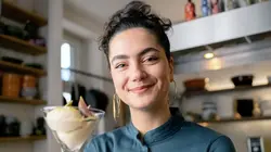 Voyage gourmand S02E08 Le miel