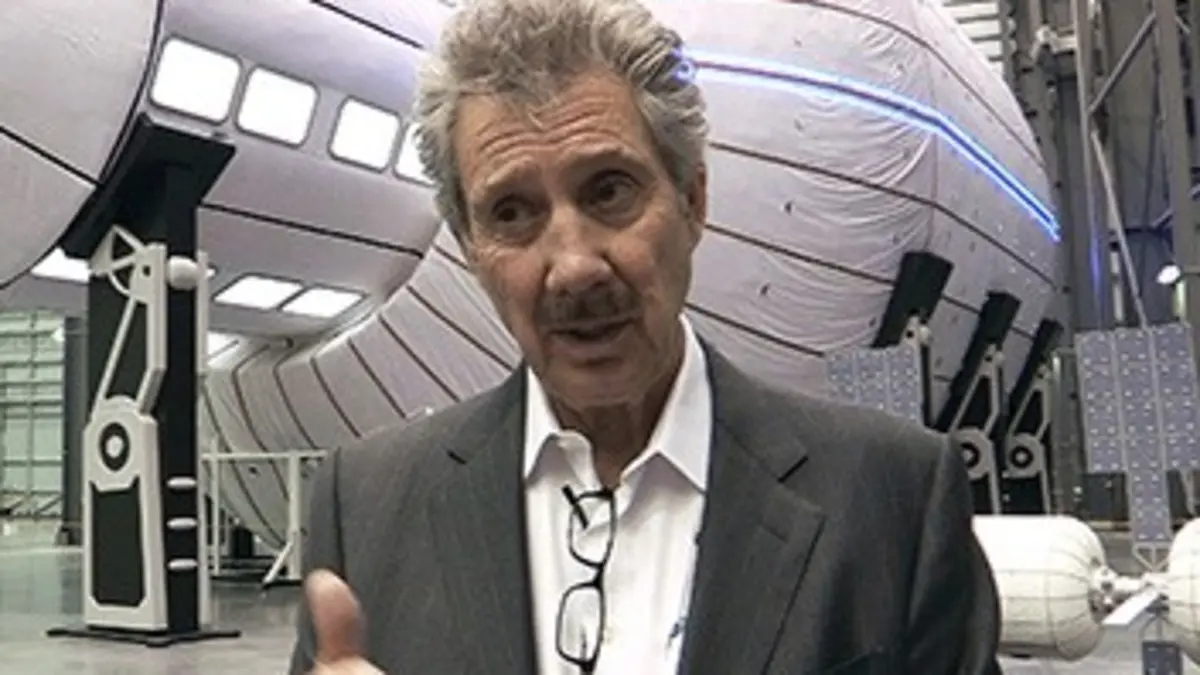 Voyages au-delà de la Terre