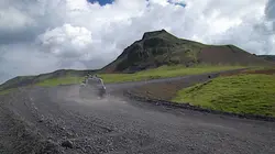 Voyages extraordinaires S01E02 En randonnée