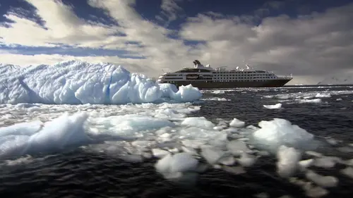 Voyages extraordinaires S01E03 En croisière