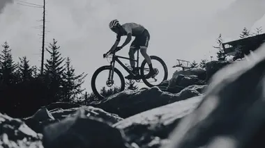VTT : Grit and Glory