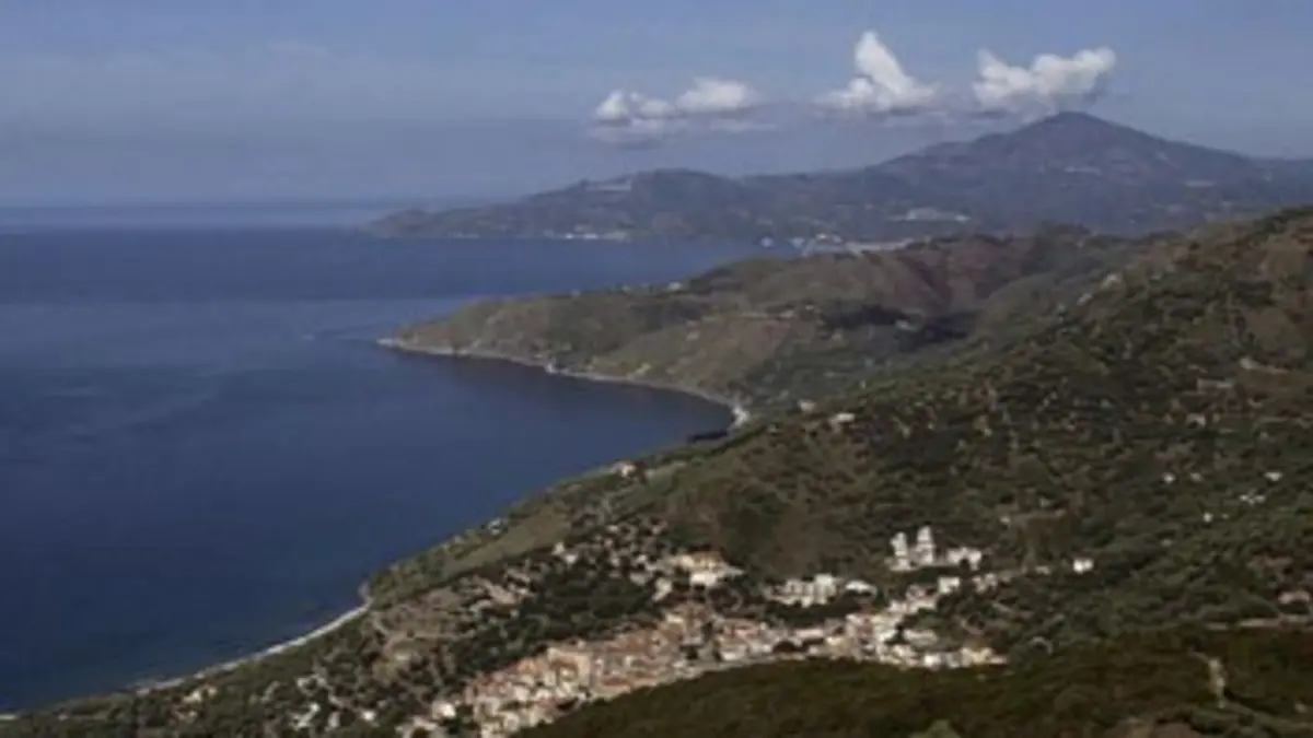 Vue d'en haut S03E10 La pointe de la botte italienne