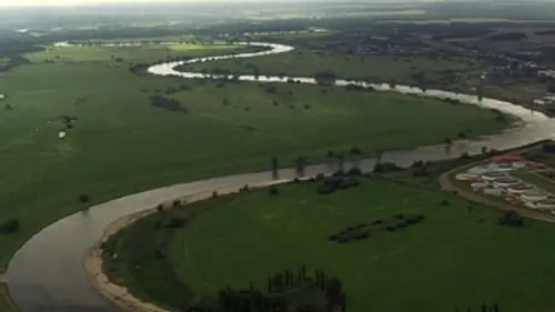 Vue d'en haut S04E10 Au fil de l'Elbe