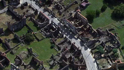 Vues d'en haut S06E01 Du Limousin aux Pyrénées