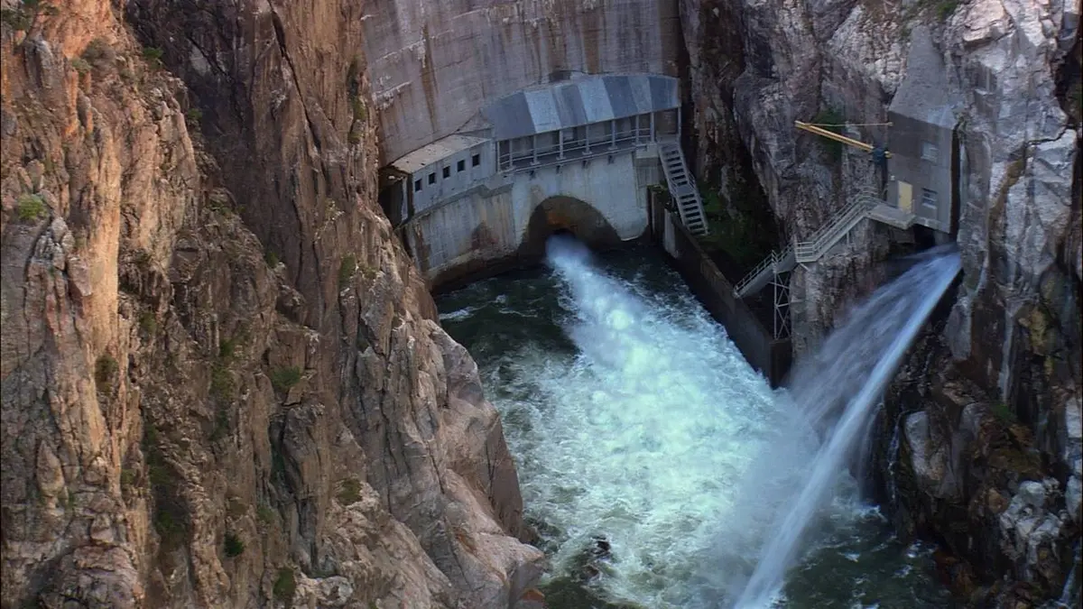 Vues d'en haut S06E04 Du Yellowstone au canyon de Bighorn