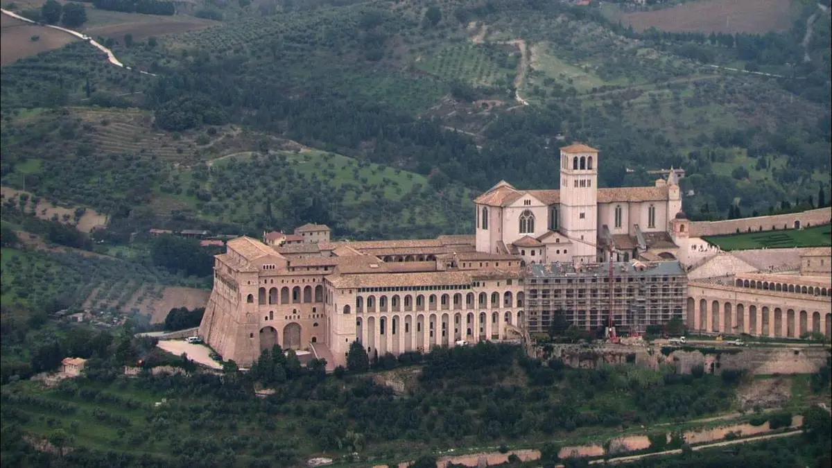 Vues d'en haut S07E05 D'Assise à Florence replay