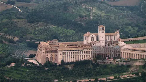 Vues d'en haut S07E05 D'Assise à Florence