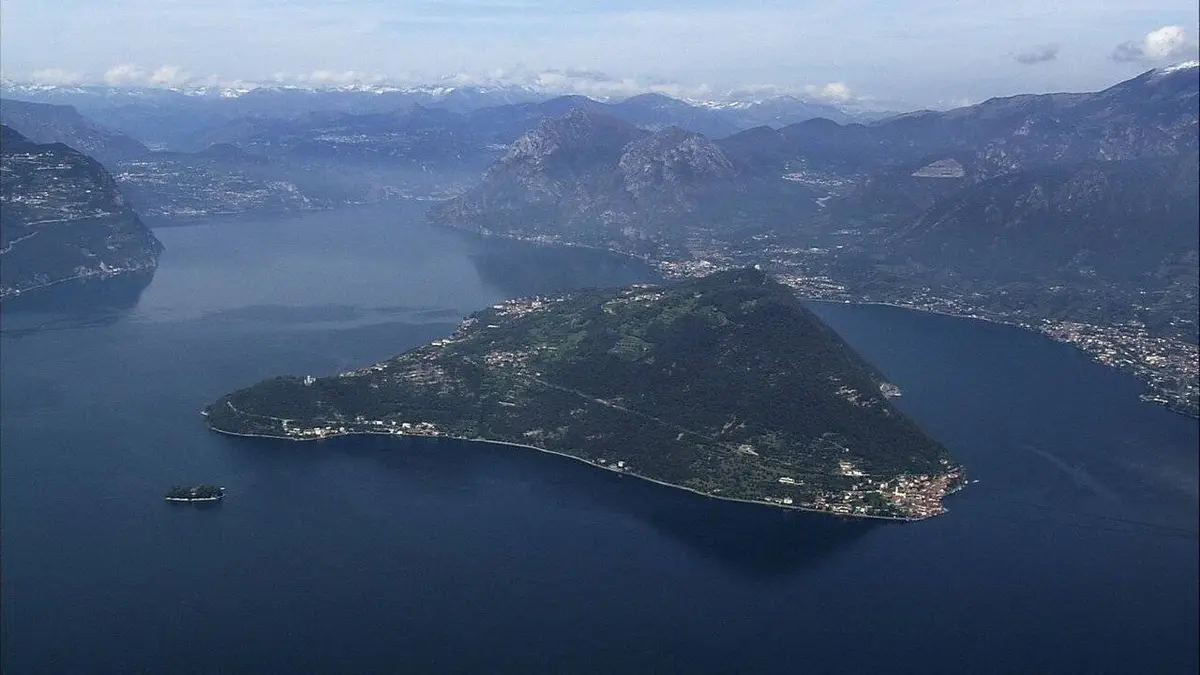 Vues d'en haut S09E04 Les lacs du Nord de l'Italie