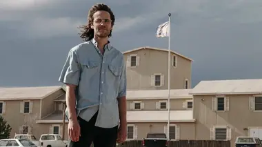 Waco S01E01 Visions et présages