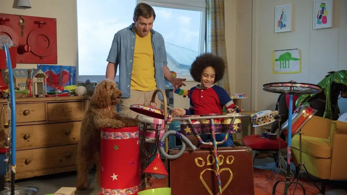 Waffle, le chien waouh S02E14 Waffle fait de la musique