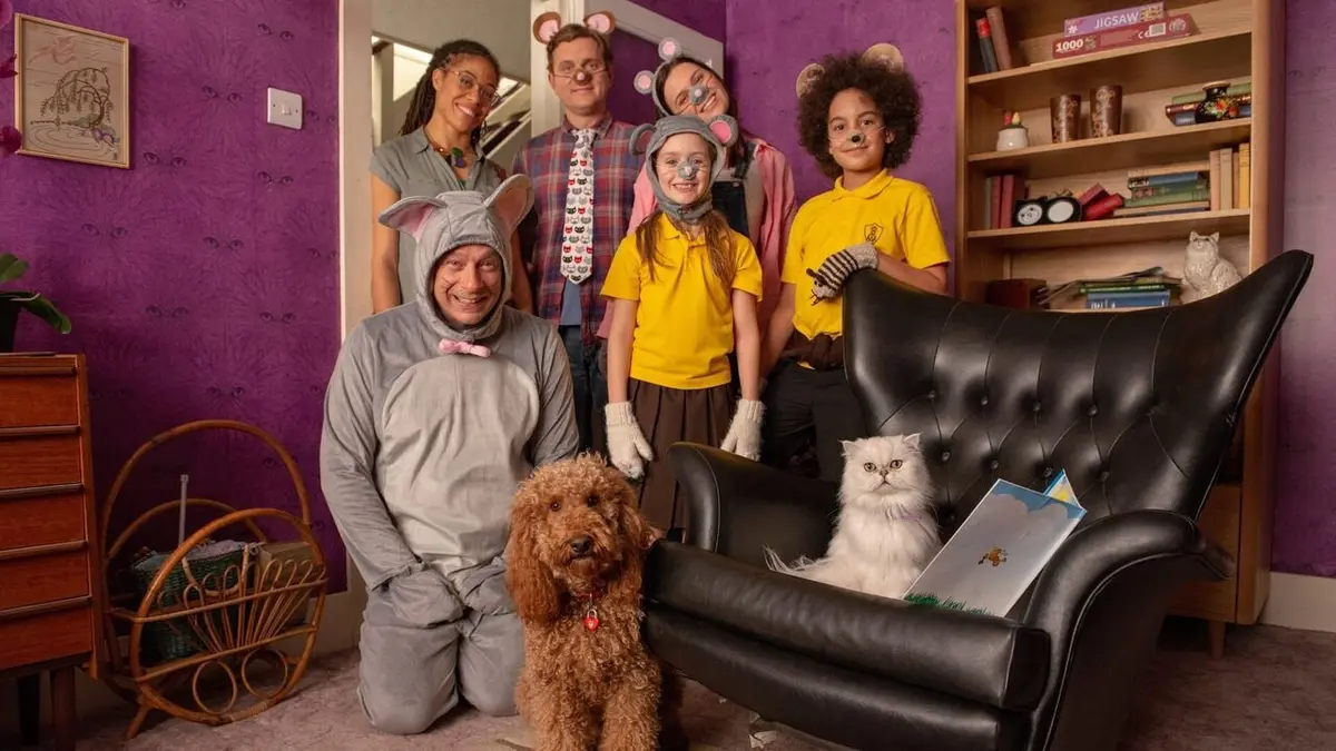 Waffle, le chien waouh S02E19 Une nounou pour George