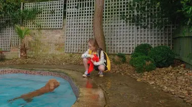 Waffle, le chien waouh S01E15 La piscine de monsieur Willow