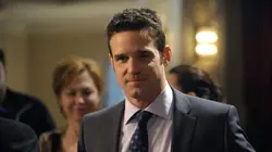 Warehouse 13 S01E08 Le sabre en streaming