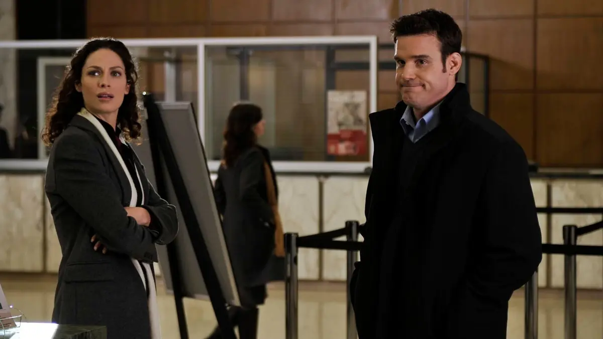 Warehouse 13 S01E03 Résonances