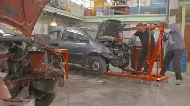 Wheeler Dealers France Renault Twingo