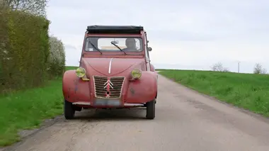 Wheeler Dealers France S01E01 Citroën 2CV