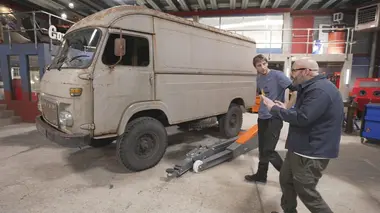 Wheeler Dealers France Saviem TP3