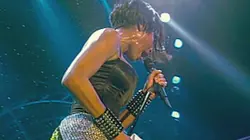 Whitney : Can I Be Me