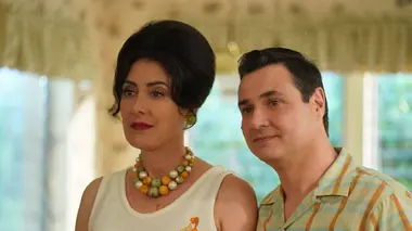 Why Women Kill S02E01 Vilains petits secrets