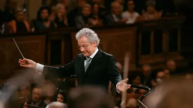 Wiener Philharmoniker, Franz Welser-Möst : Hindemith, Strauss, Schoenberg, Ravel