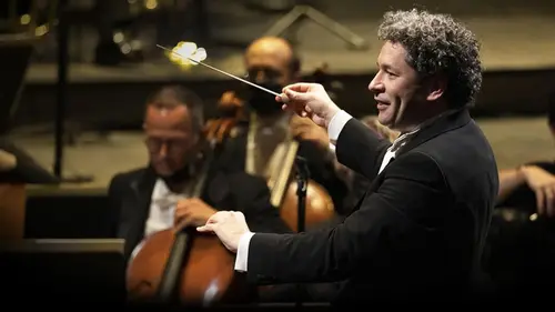 Wiener Philharmoniker, Gustavo Dudamel : Strauss