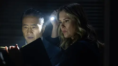 Wild Cards S02E08 Le tueur s'habille en Prada en streaming