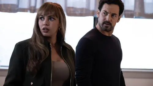 Wild Cards S02E11 Le mariage de tous les dangers en streaming