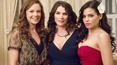 Witches of East End S01E01 Immortelles