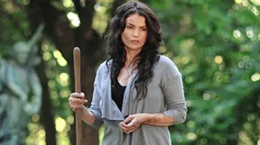 Witches of East End S01E02 Le coffre magique